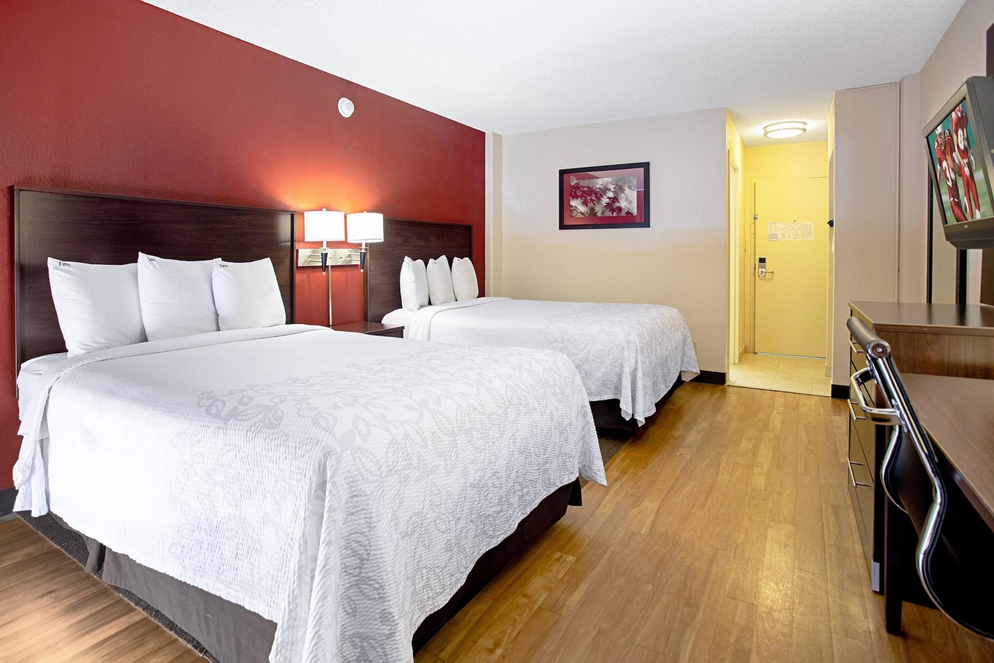 Red Roof Inn Plus+ Wichita East Exterior foto