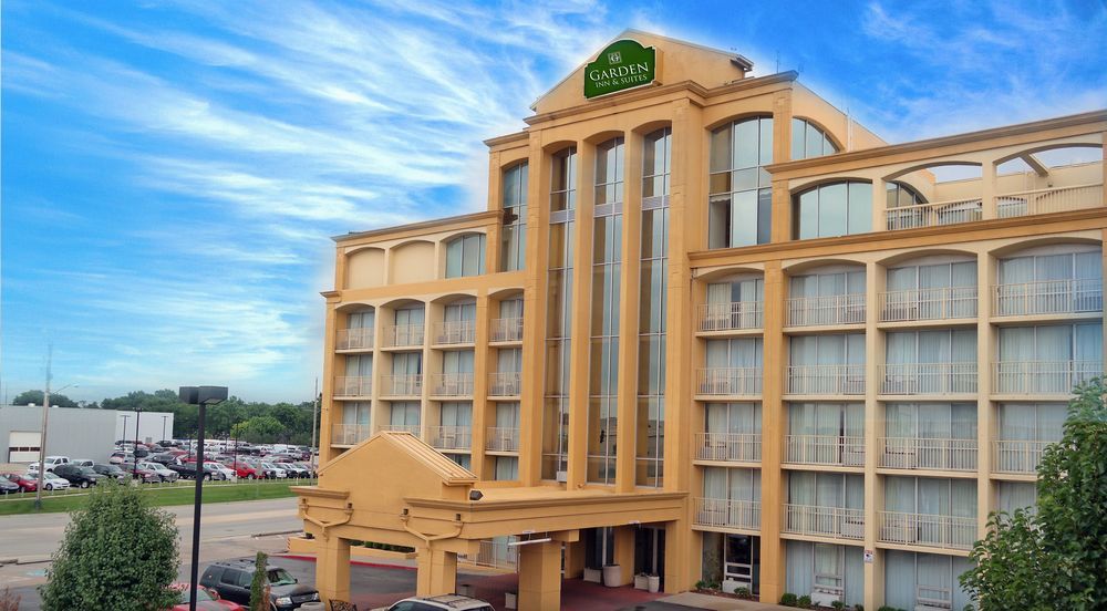 Red Roof Inn Plus+ Wichita East Exterior foto